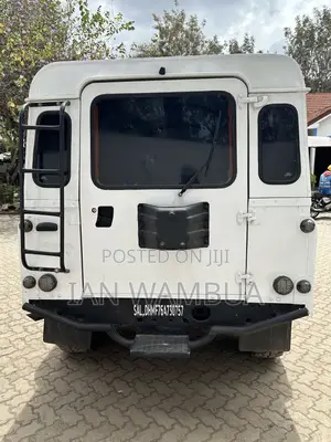 Land Rover Defender 2009 White