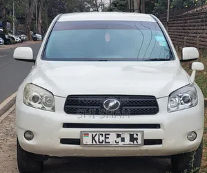 Toyota RAV4 2008 White