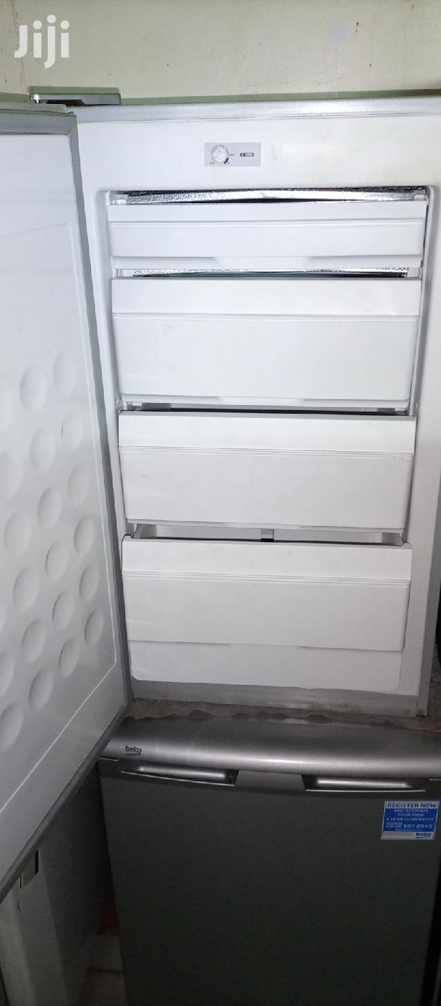 Freezer Upright - thumbnail 3