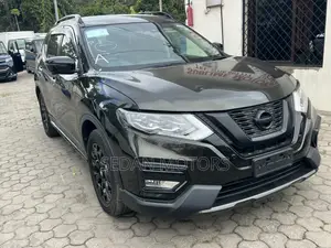 Nissan X-Trail 2019 Green