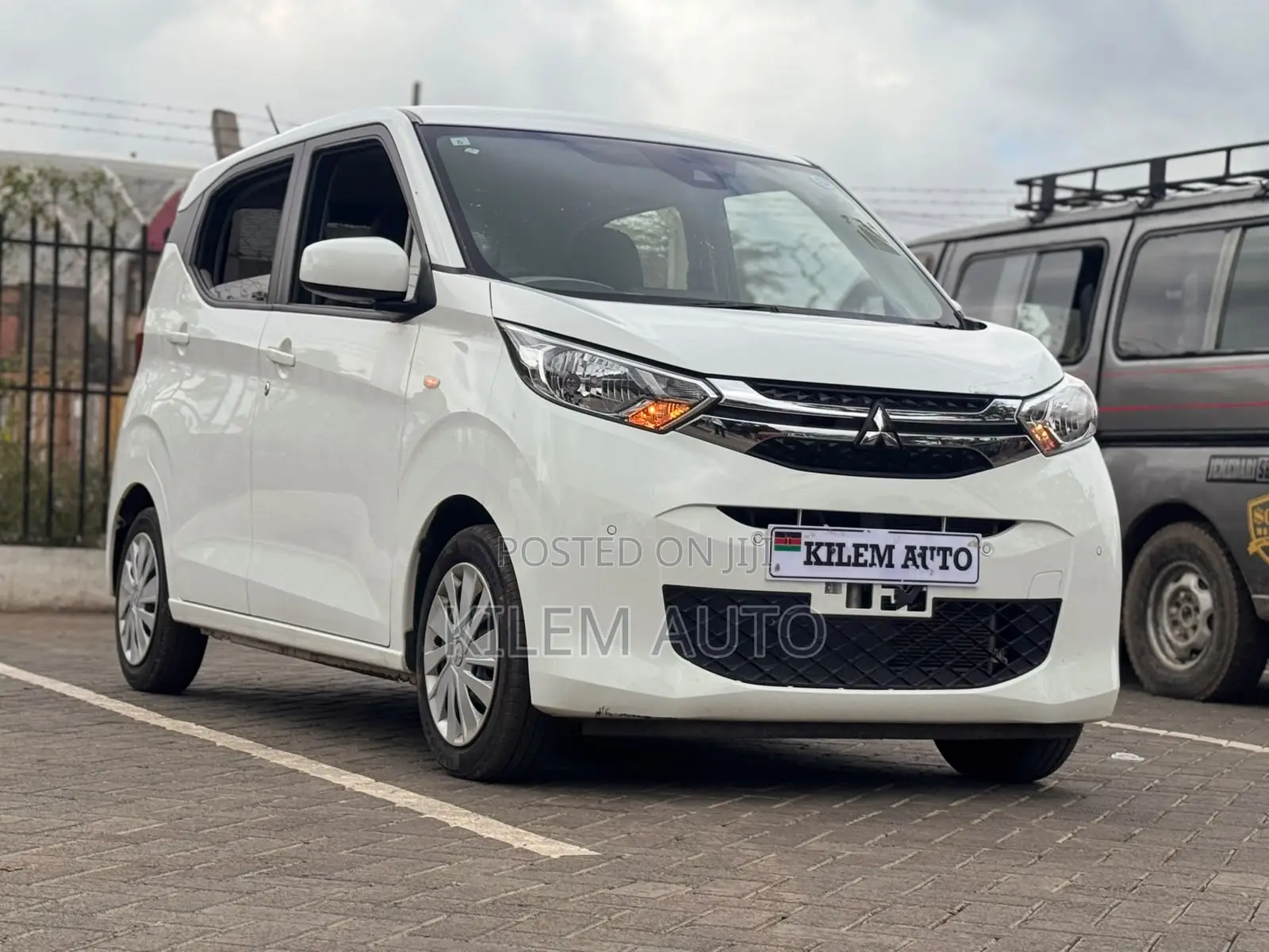 Mitsubishi EK 2019 White
