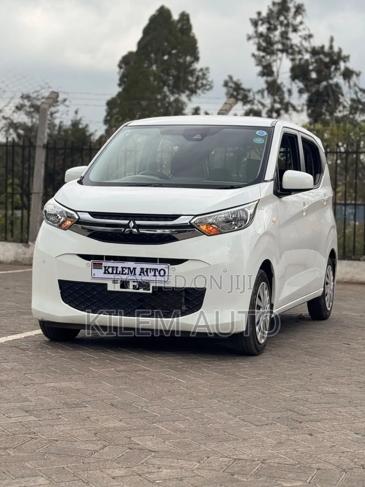 Mitsubishi EK 2019 White