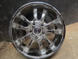 Rims Size (20) TOYOTA v 8(5 Holes) Set of 4 (CROME).