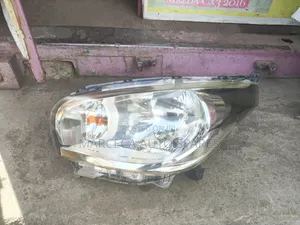 Headlight Nissan DayZ 2015