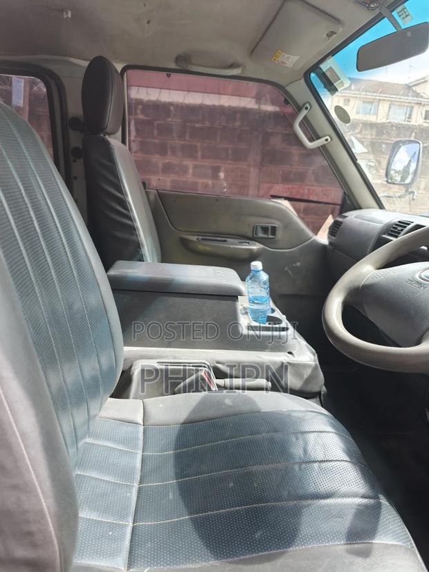 Mazda Bongo 2013 White - thumbnail 8
