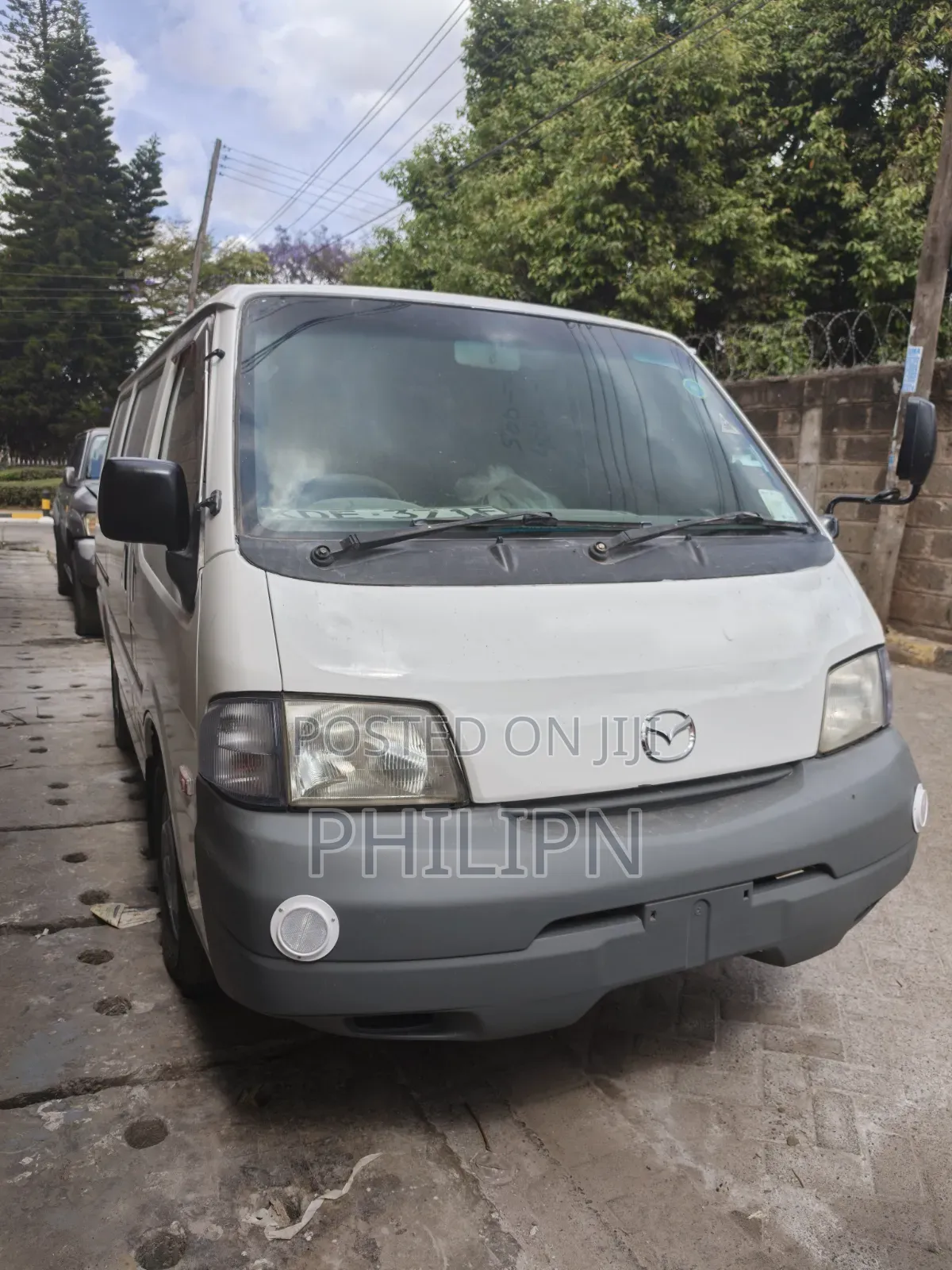 Mazda Bongo 2013 White