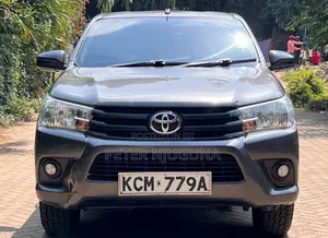 Toyota Hilux Revo Single Cab Deisel 2.4 RWD 2017 Gray