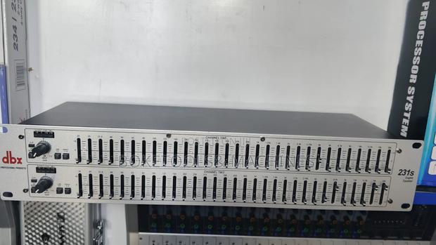 DBX 231 Graphic Equalizer - thumbnail 2