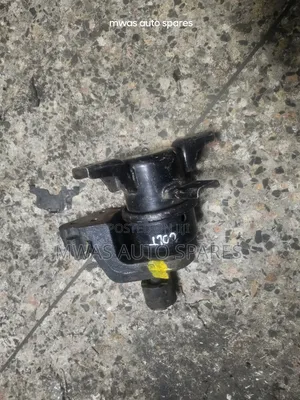 Mitsubishi Colt Engine Mounting