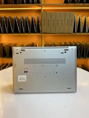 Laptop HP EliteBook 840 G8 16GB Intel Core i7 SSD 16 GB