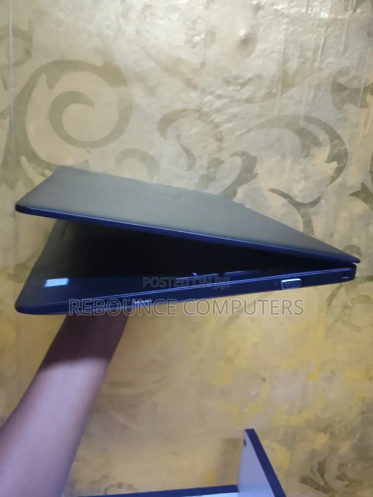 Laptop Dell Latitude 3590 8GB Intel Core i5 HDD 256GB
