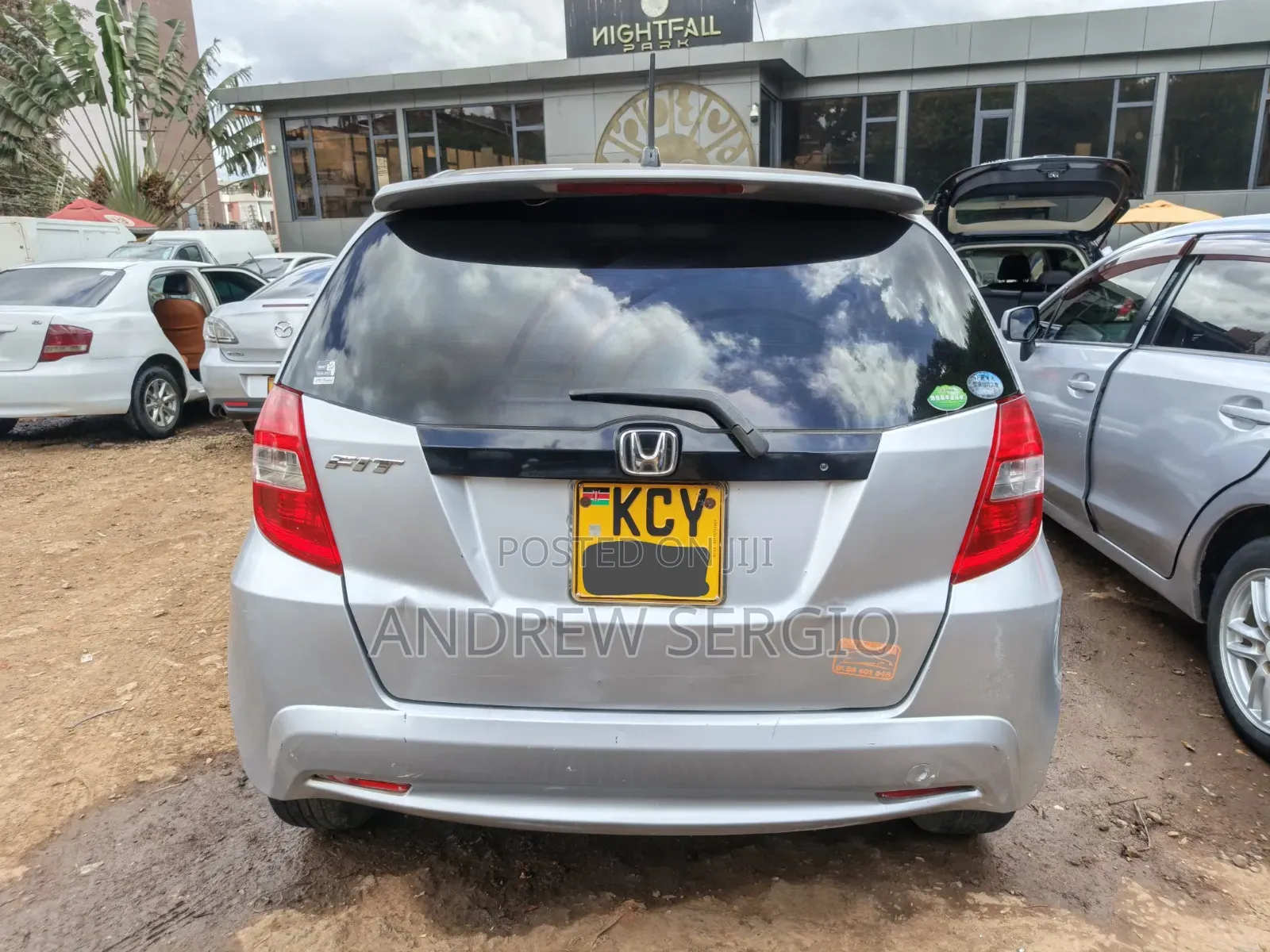 Honda Fit Automatic 2012 Silver