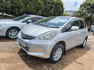 Honda Fit Automatic 2012 Silver