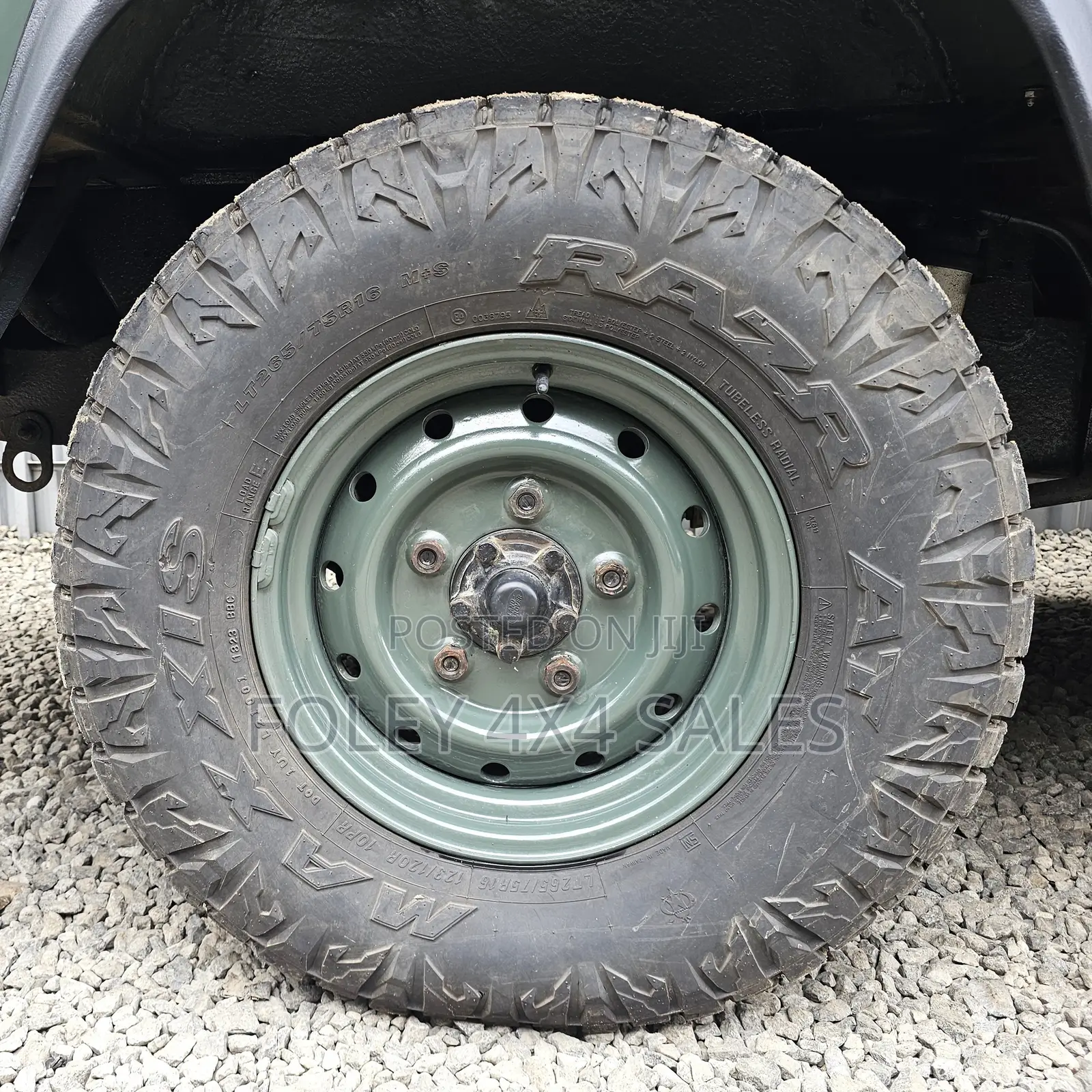Land Rover Defender 2011 Green