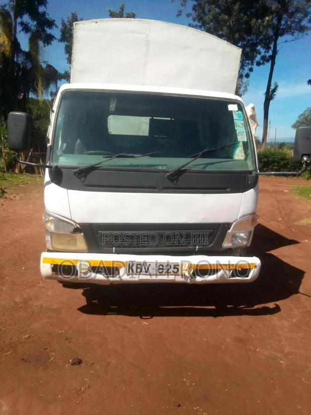 Mitsubishi Canter 2010 White - thumbnail 5