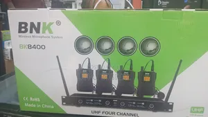 BNK BK8400 Wireless Microphone System