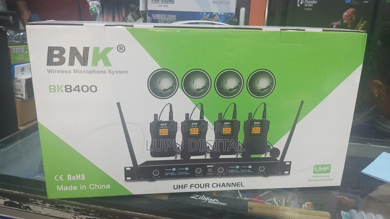 BNK BK8400 Wireless Microphone System
