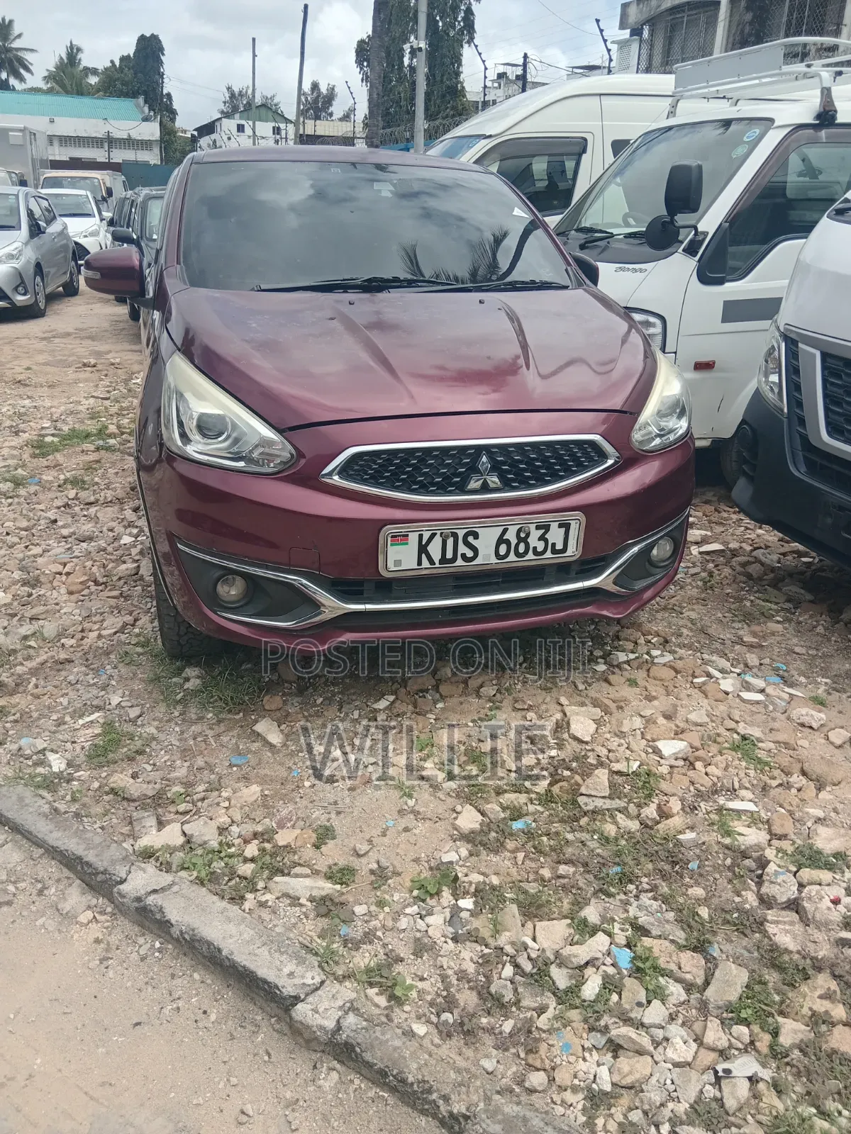 Mitsubishi Mirage 2017 Maroon