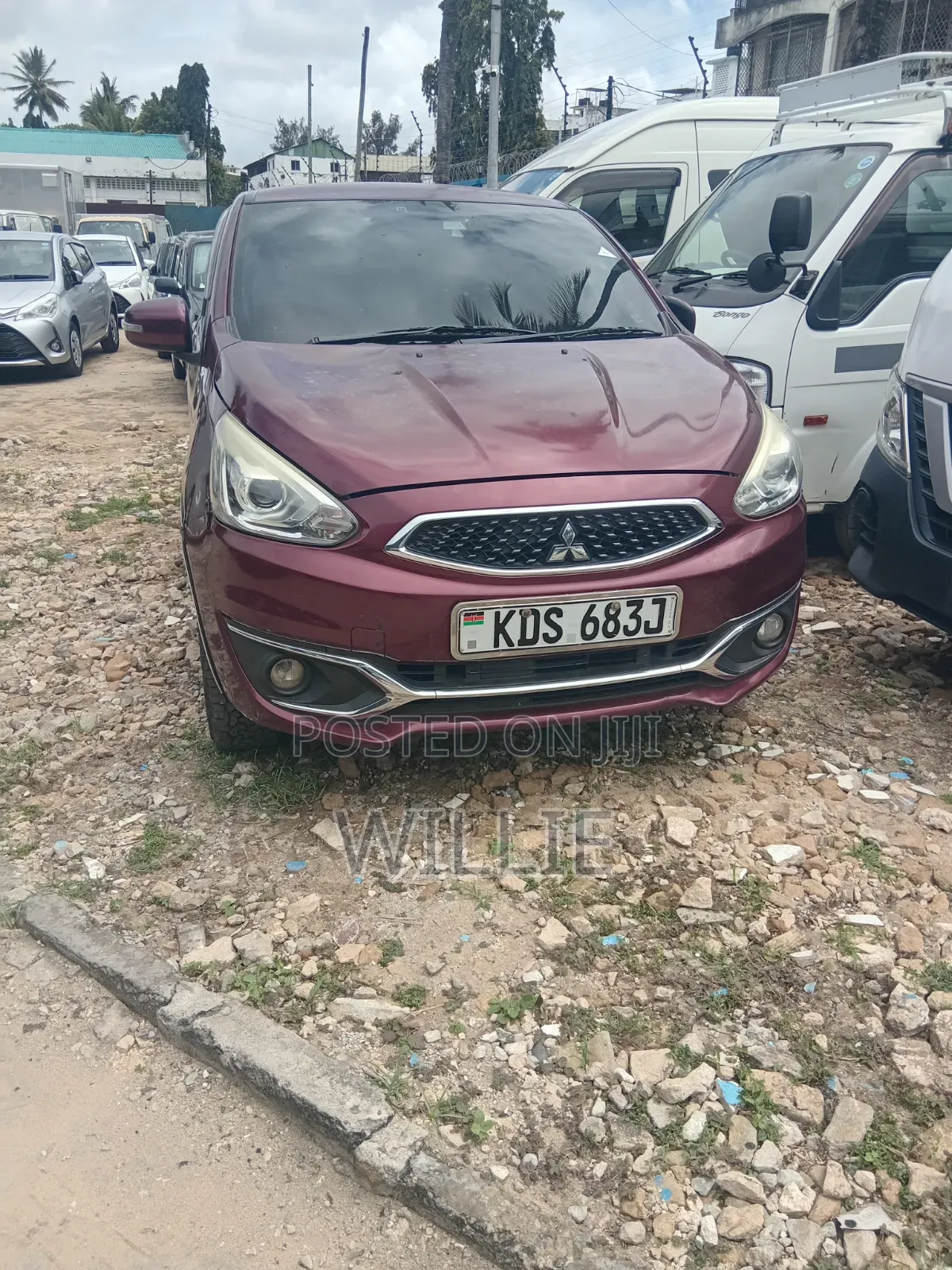 Mitsubishi Mirage 2017 Maroon