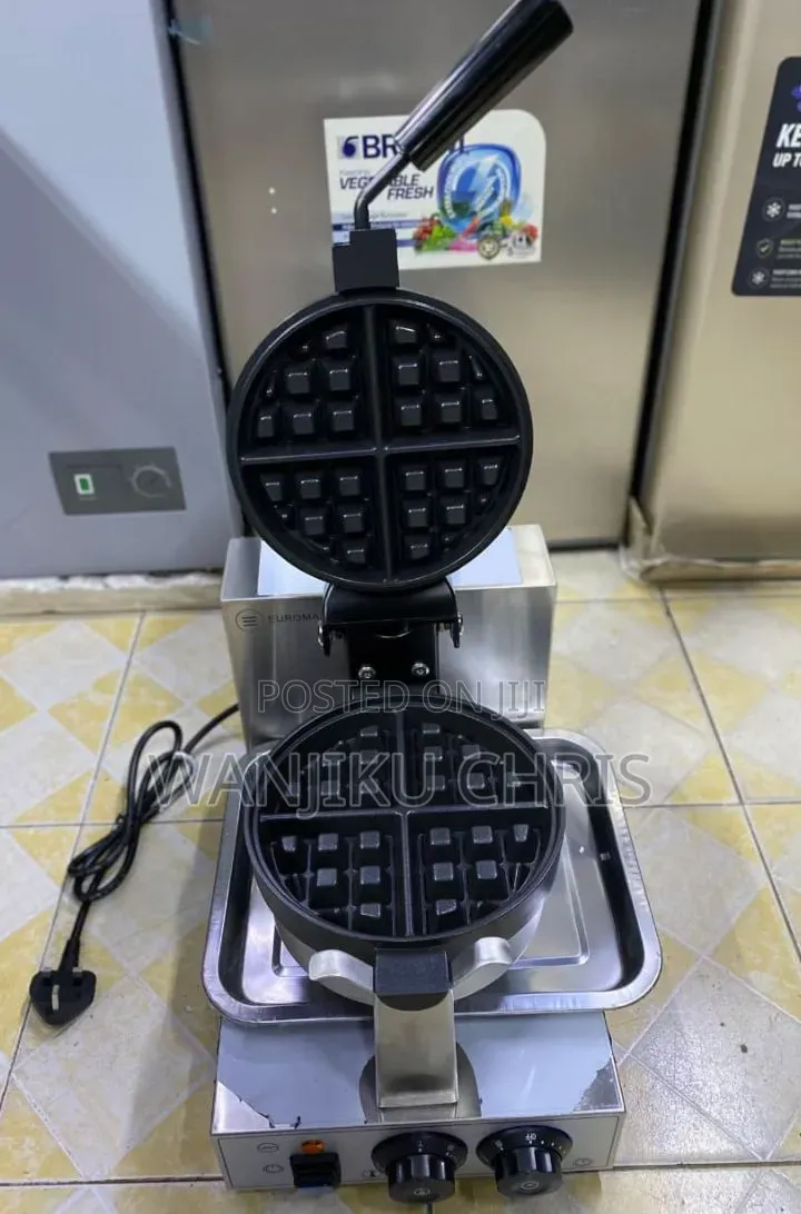 Single Rotation Waffle Baker