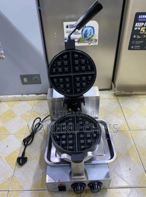 Single Rotation Waffle Baker - thumbnail 2