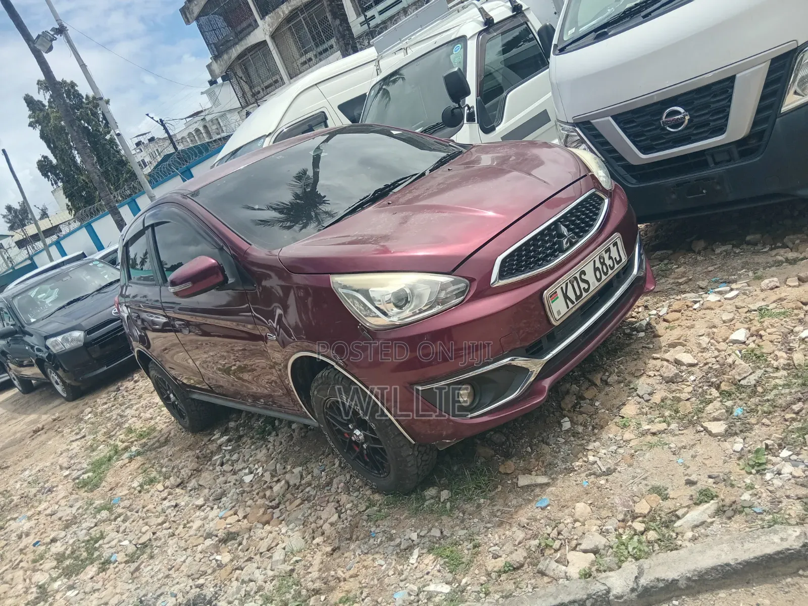 Mitsubishi Mirage 2017 Maroon