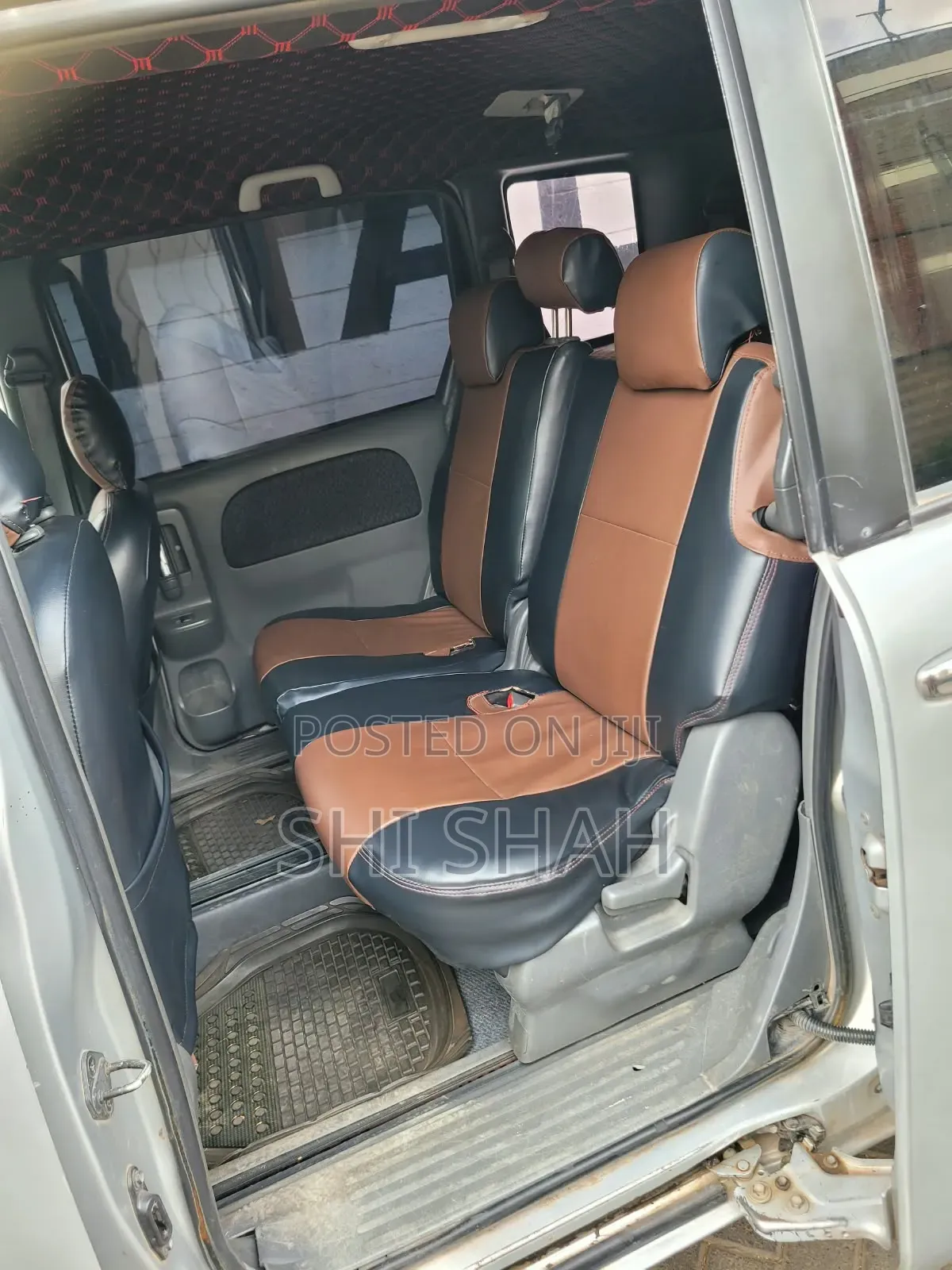 Toyota Sienta 2012 Silver