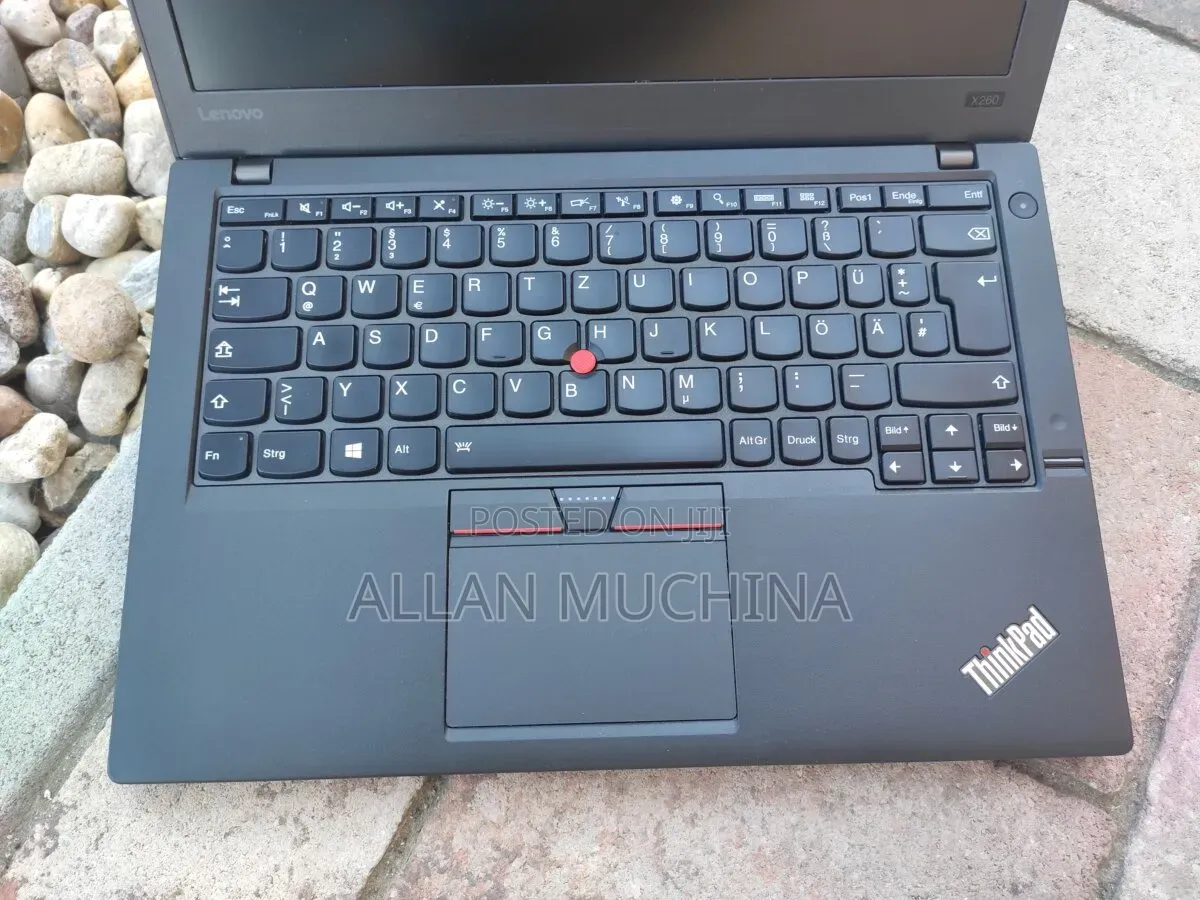 Laptop Lenovo ThinkPad X270 8GB Intel Core i5 HDD 1T