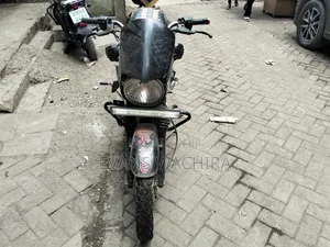 Bajaj Boxer 150 UG 2024 Red