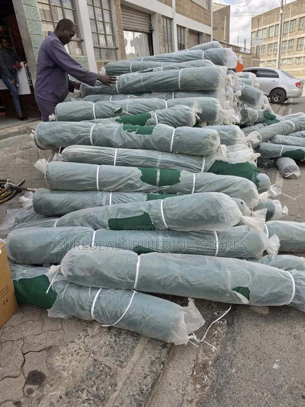 Green High-Density Polyethylene (HDPE) Netting - main view