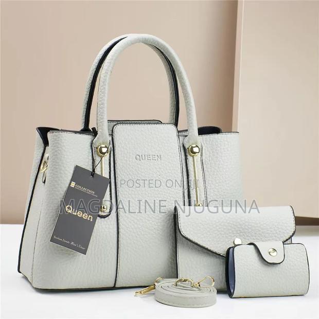 Queen Leather Bag - thumbnail 2