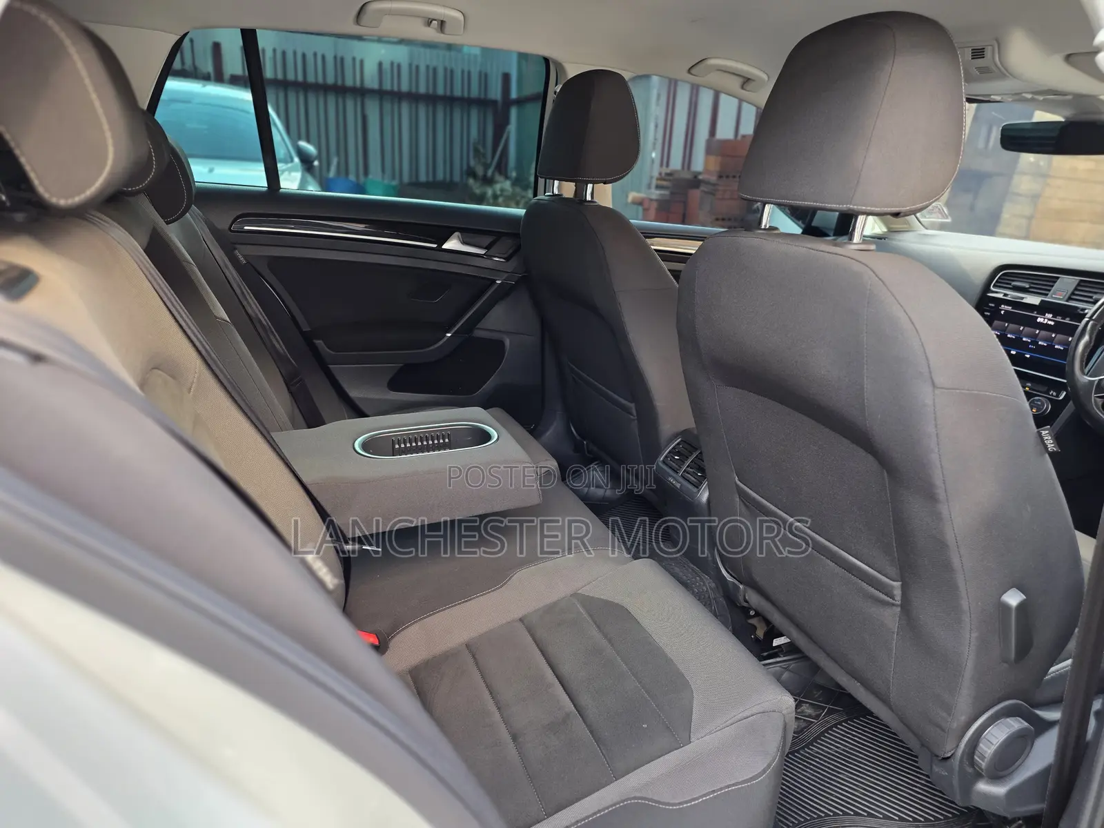 Volkswagen Golf 2018 White
