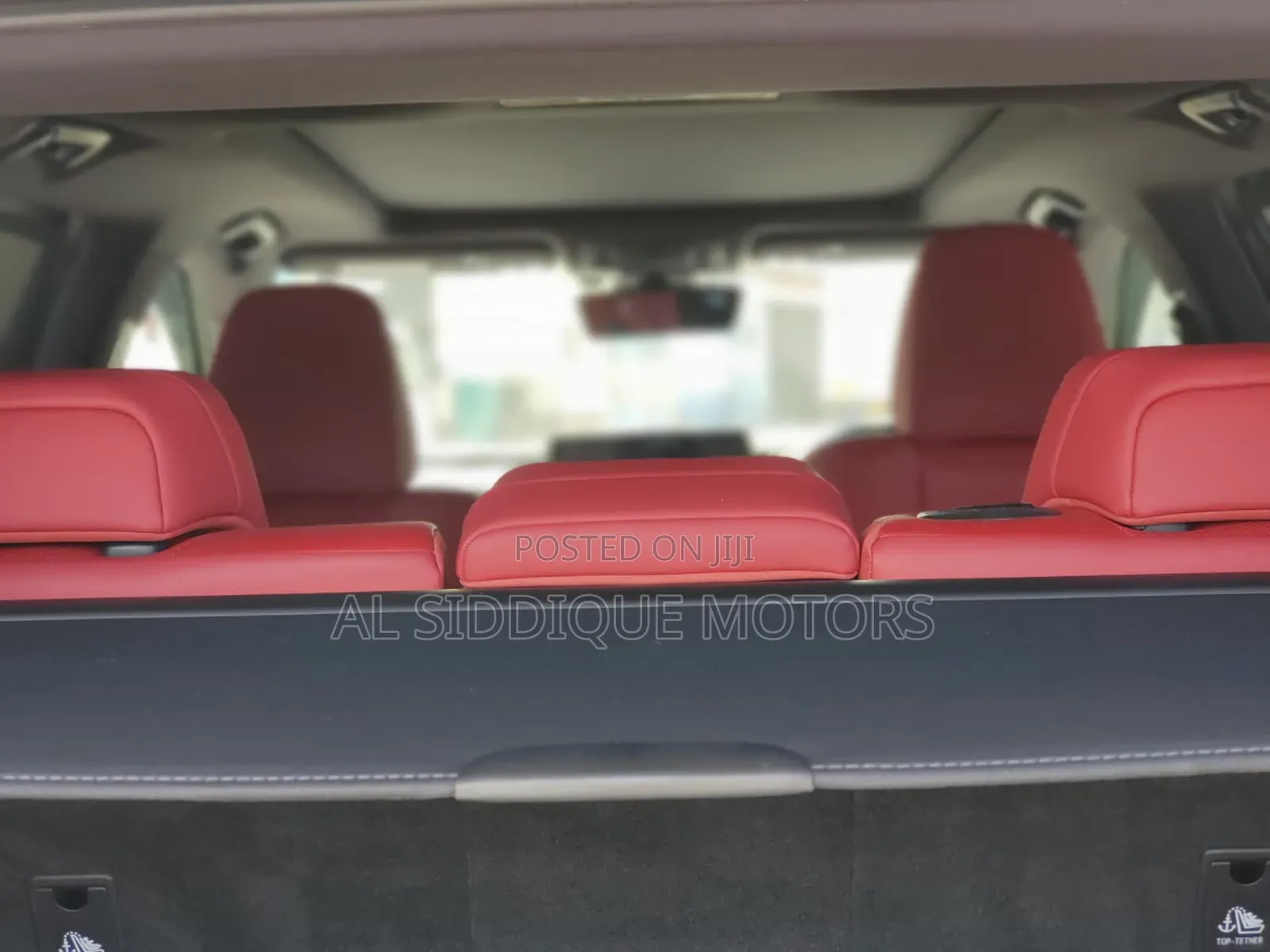 Lexus LX 570 AWD 2019 White