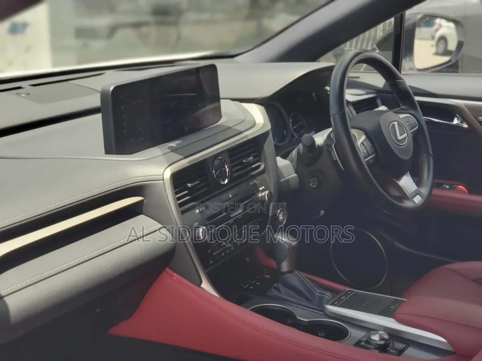 Lexus LX 570 AWD 2019 White