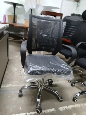 Office Chair; Adjustable Mesh Office Chair
