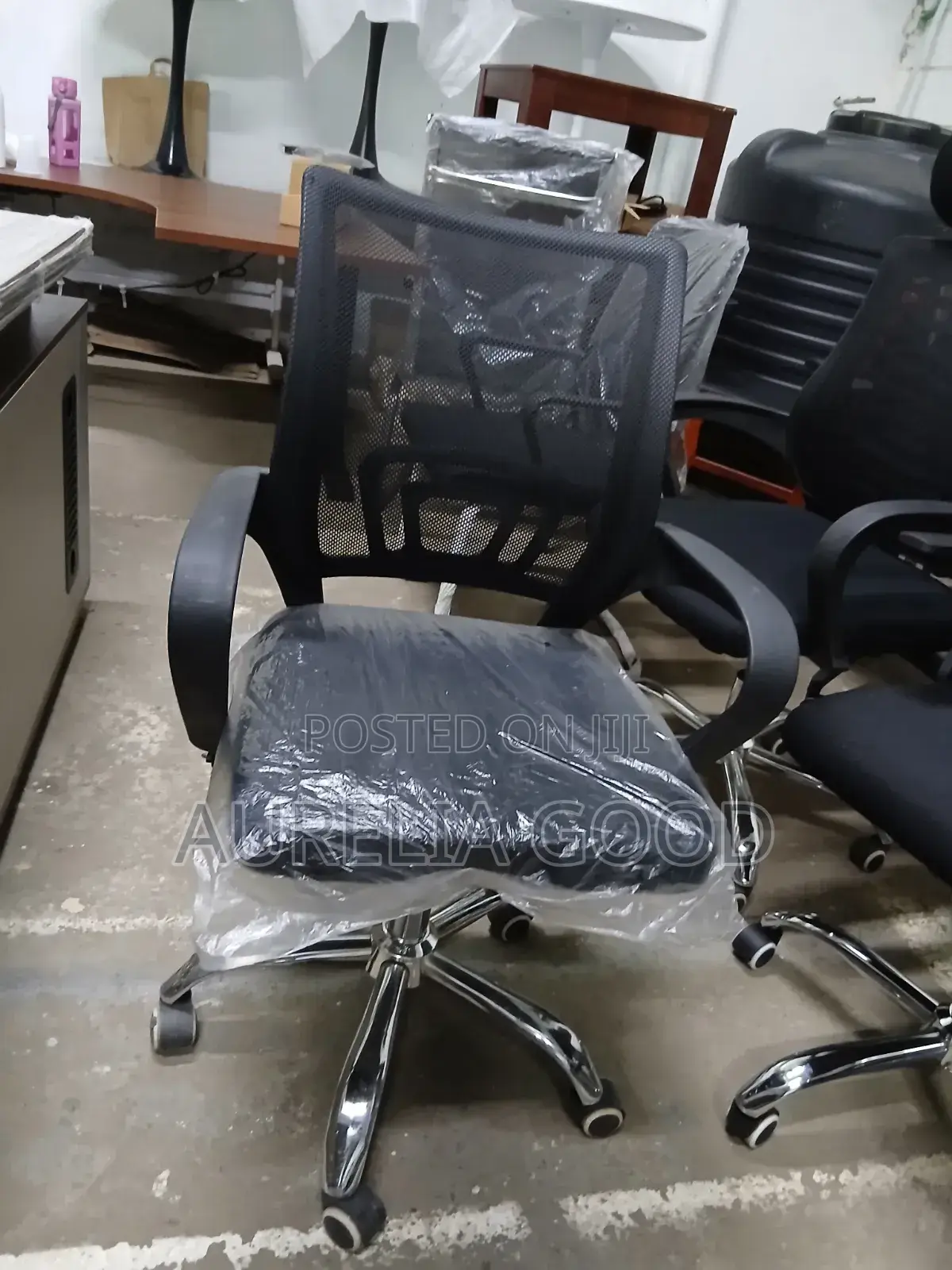 Office Chair; Adjustable Mesh Office Chair