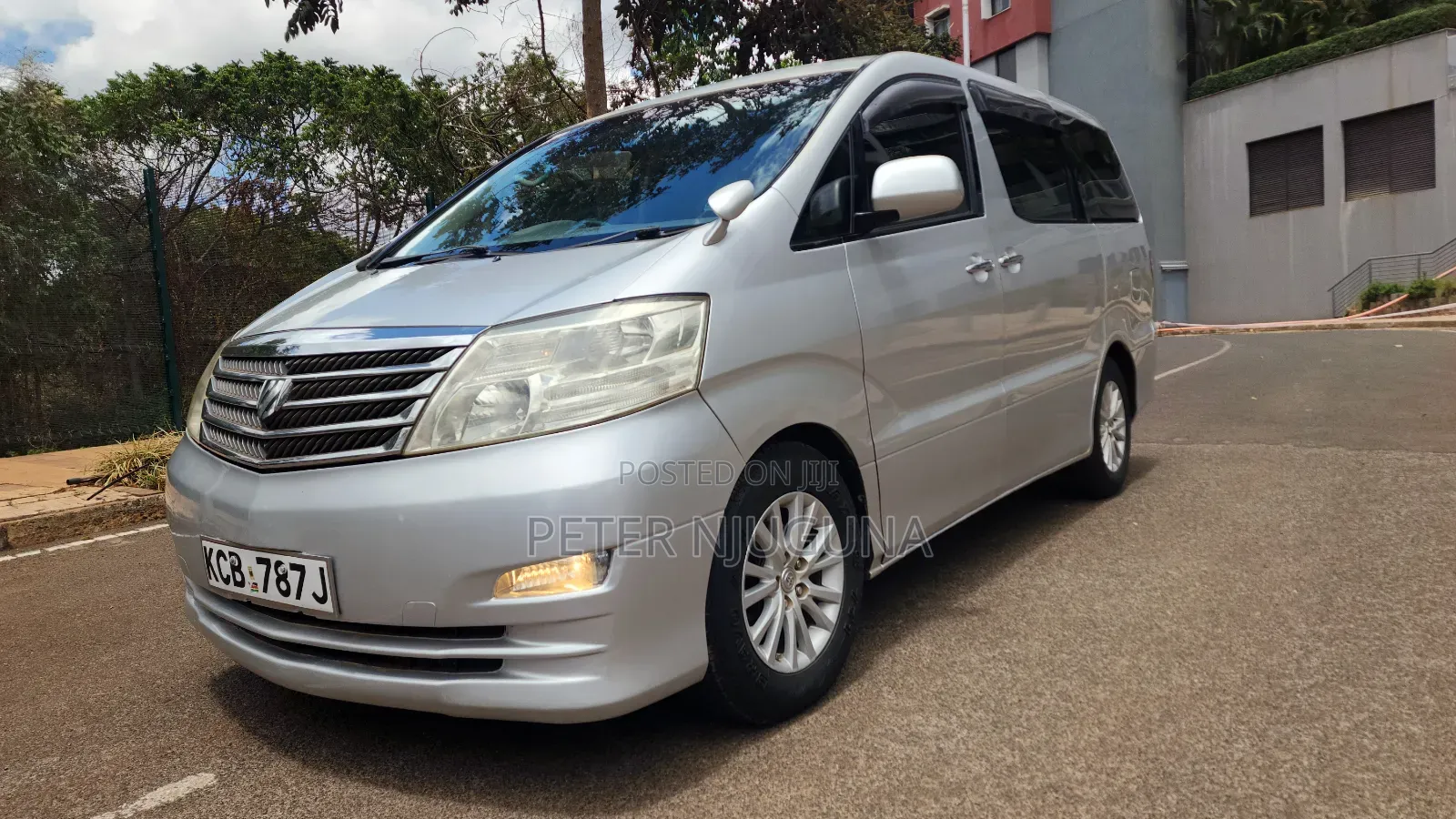 Toyota Alphard 2.4 Petrol AWD 2008 Silver