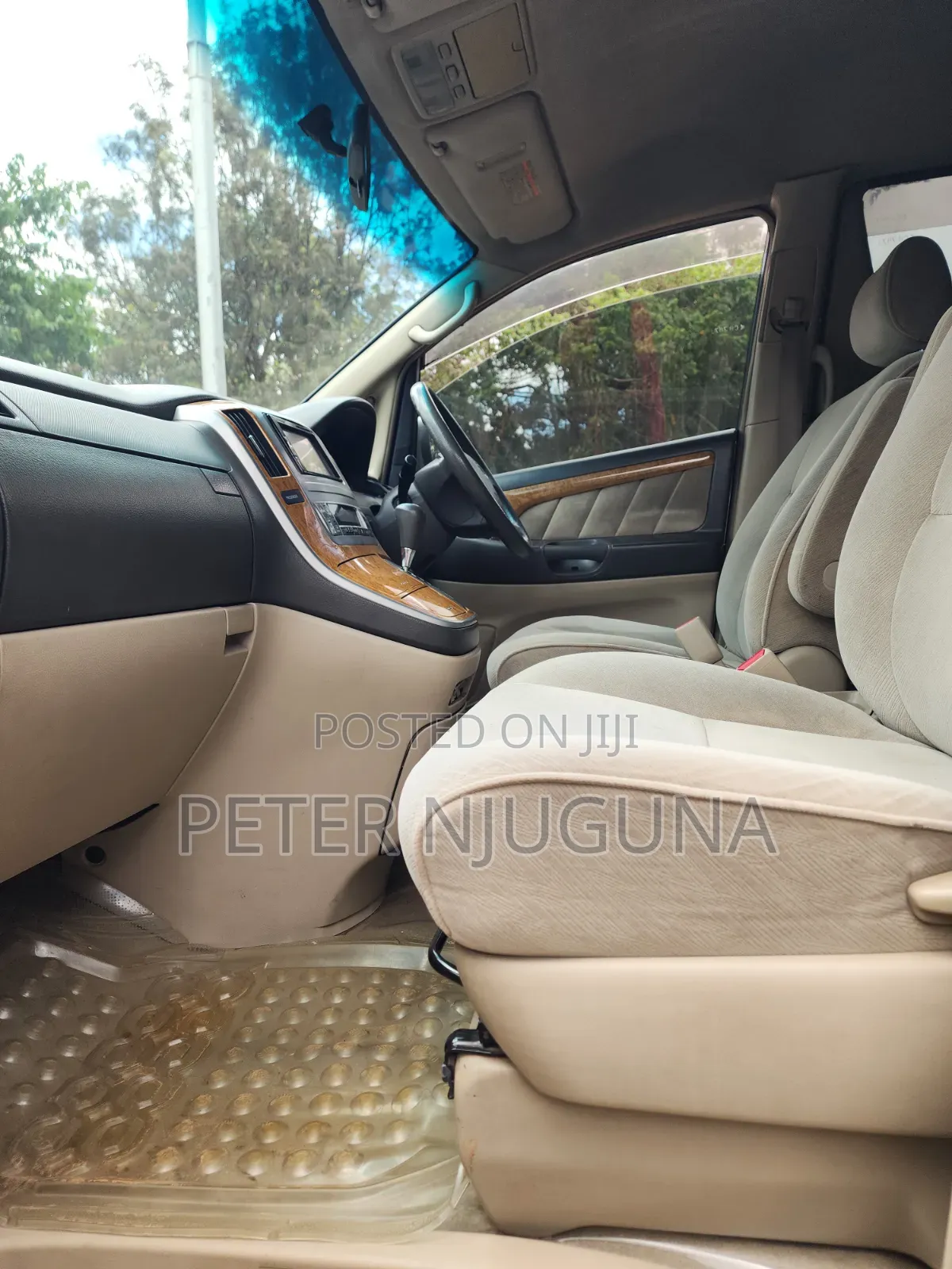 Toyota Alphard 2.4 Petrol AWD 2008 Silver