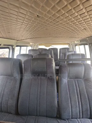 Toyota Grand HiAce 2002 Silver