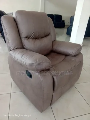 Single Seater Luxurious Recliner Sofa