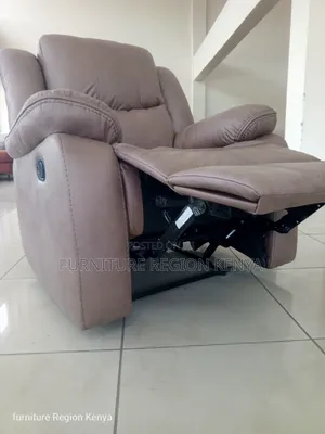 Single Seater Luxurious Recliner Sofa