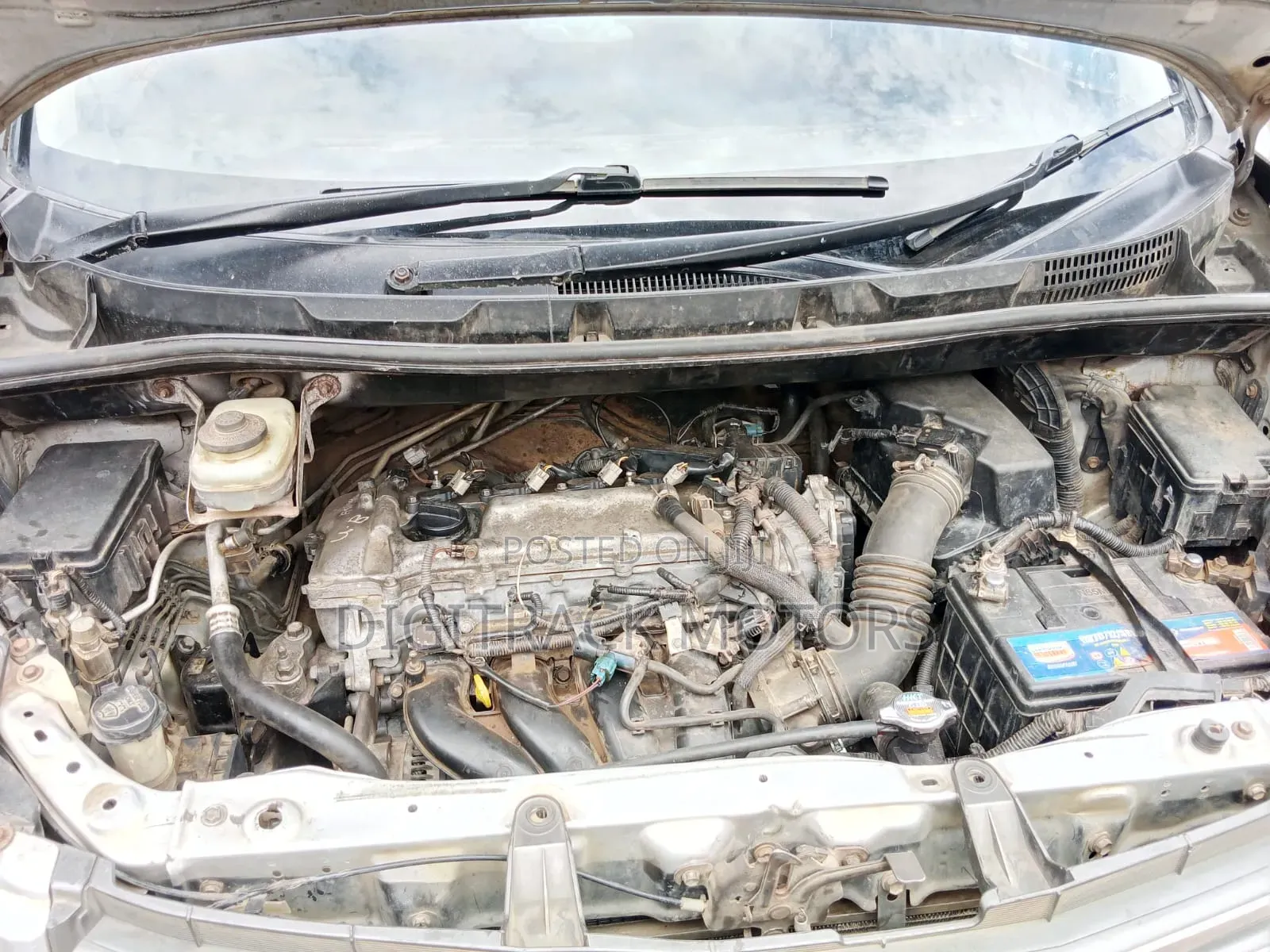 Toyota Noah 2010 Silver