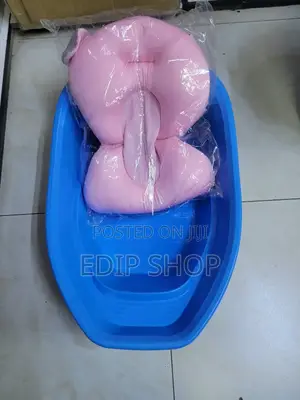Newborn Bath Tub With Bath Cushion