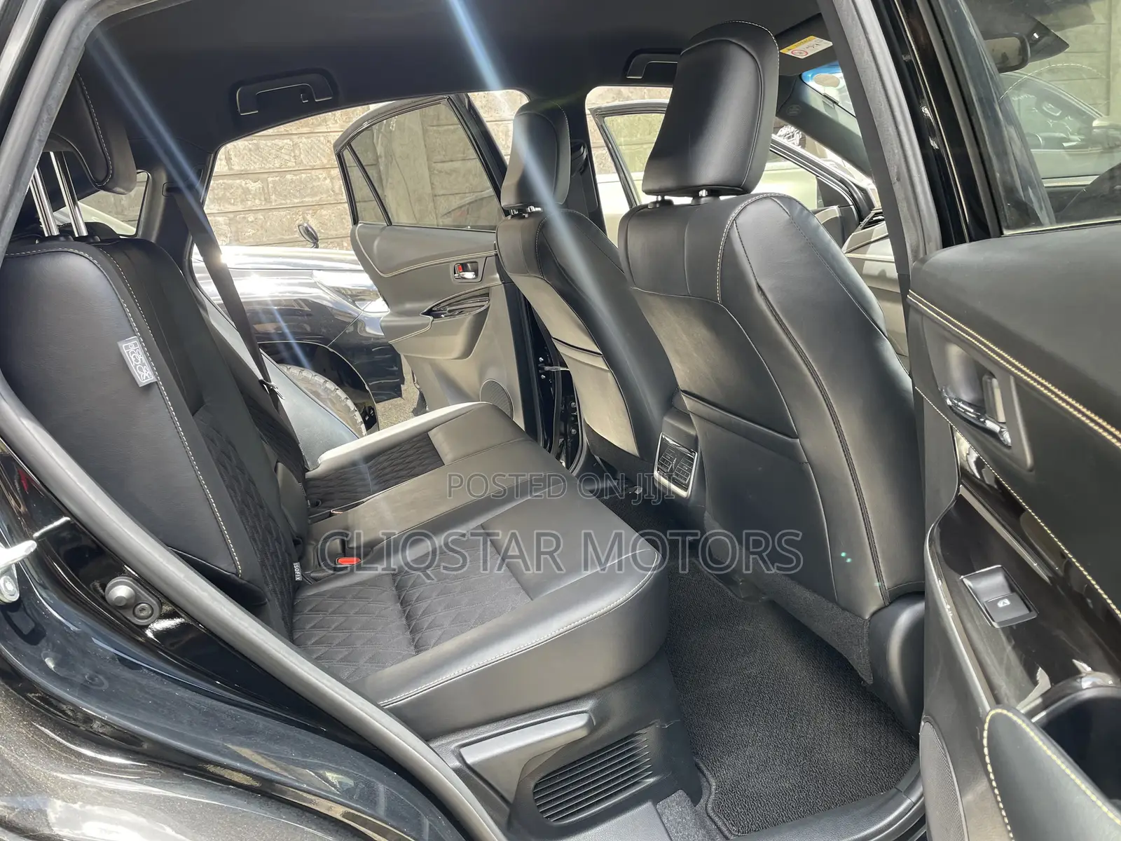 Toyota Harrier 2.0 2019 Black
