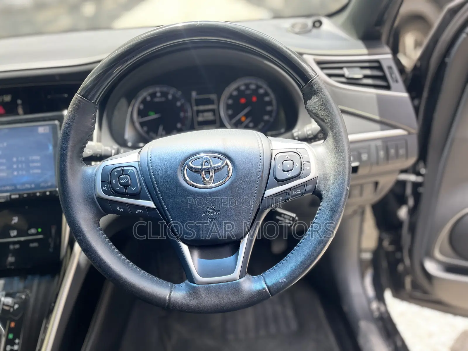 Toyota Harrier 2.0 2019 Black