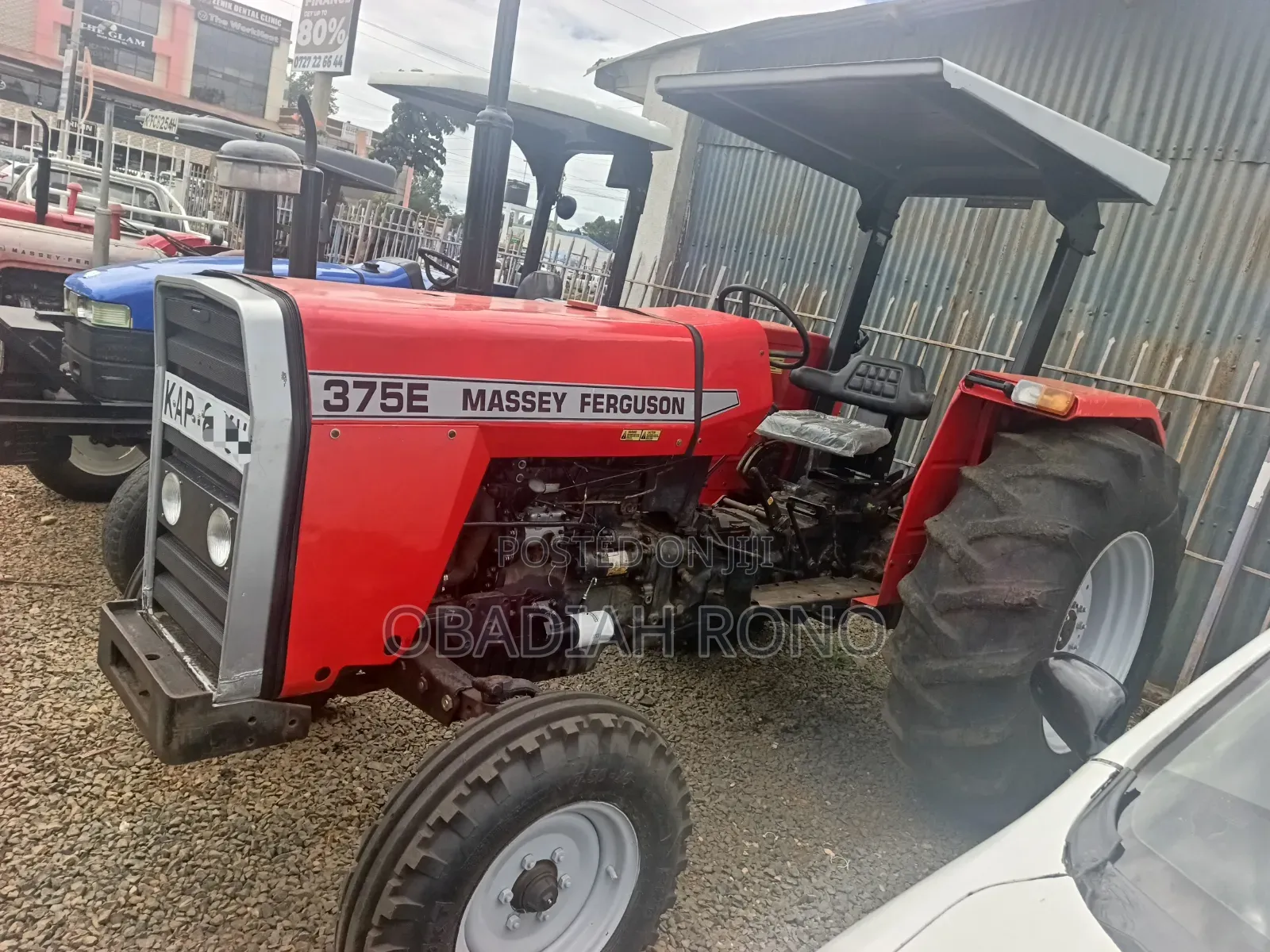 Massey Ferguson 375E