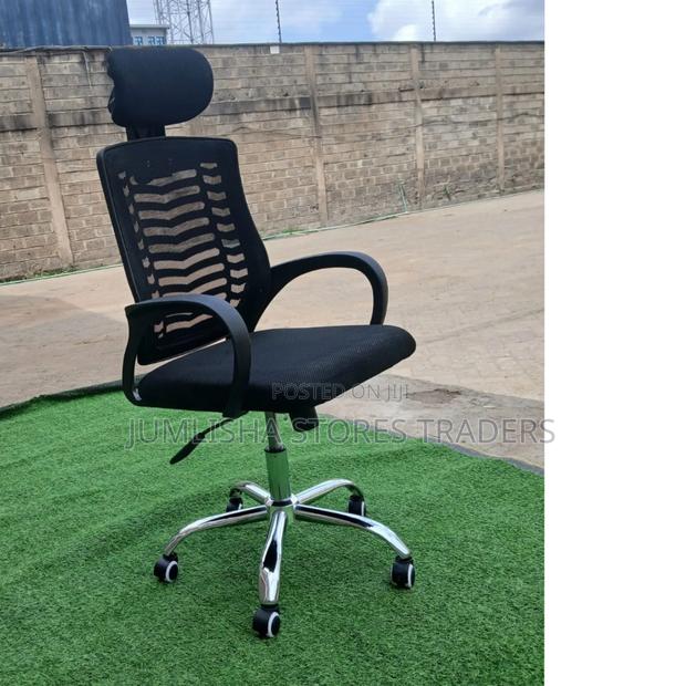 Executive Secretarial Mesh Office Chair With Headrest