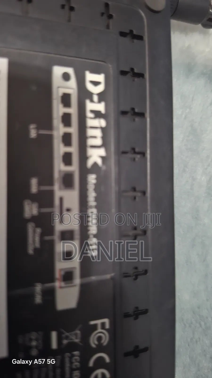 Limited Edition D-Link 4G LTE / ADSL Modem Router– Insert Sim or Cable