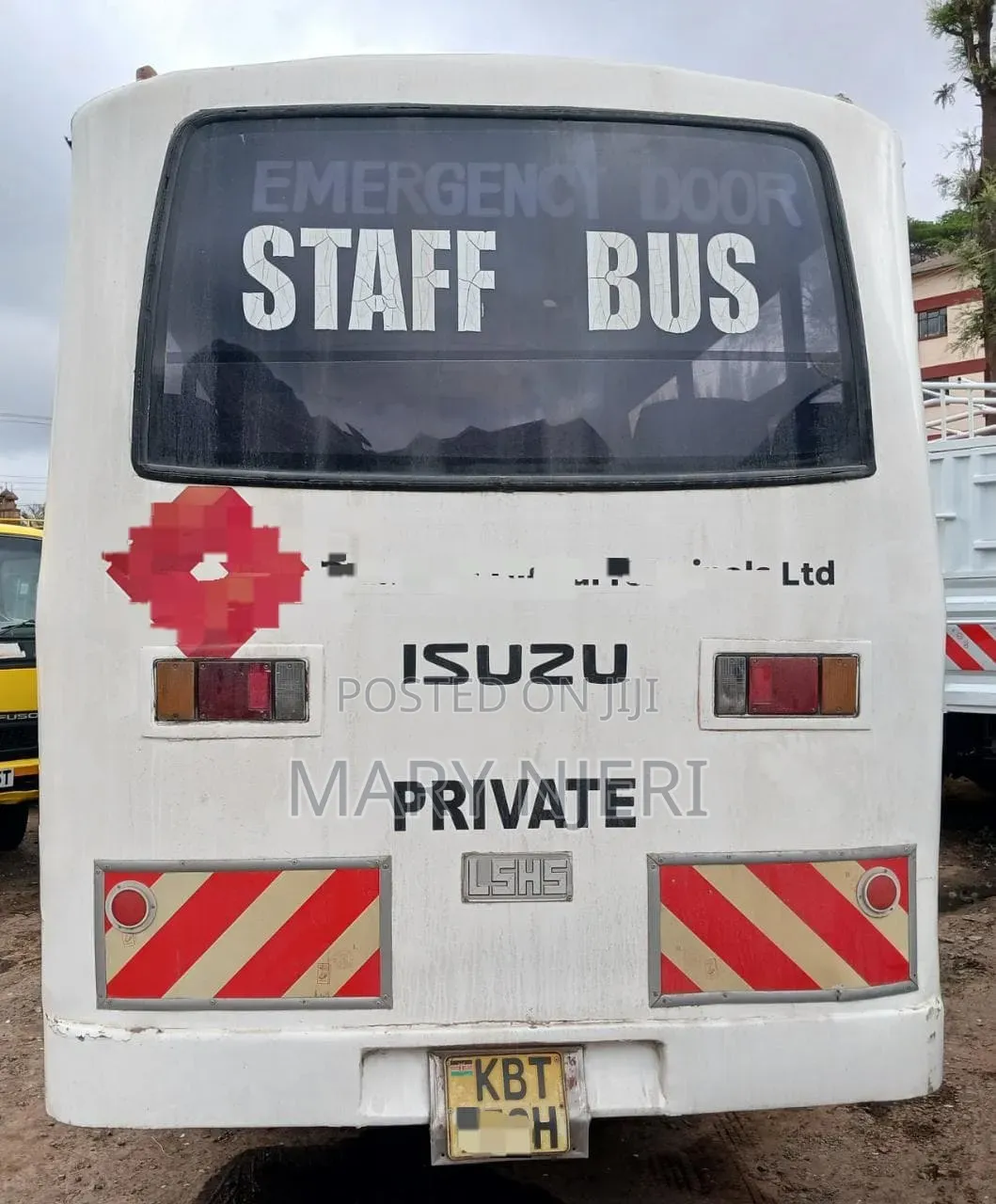 Isuzu Executive LX 2010 White