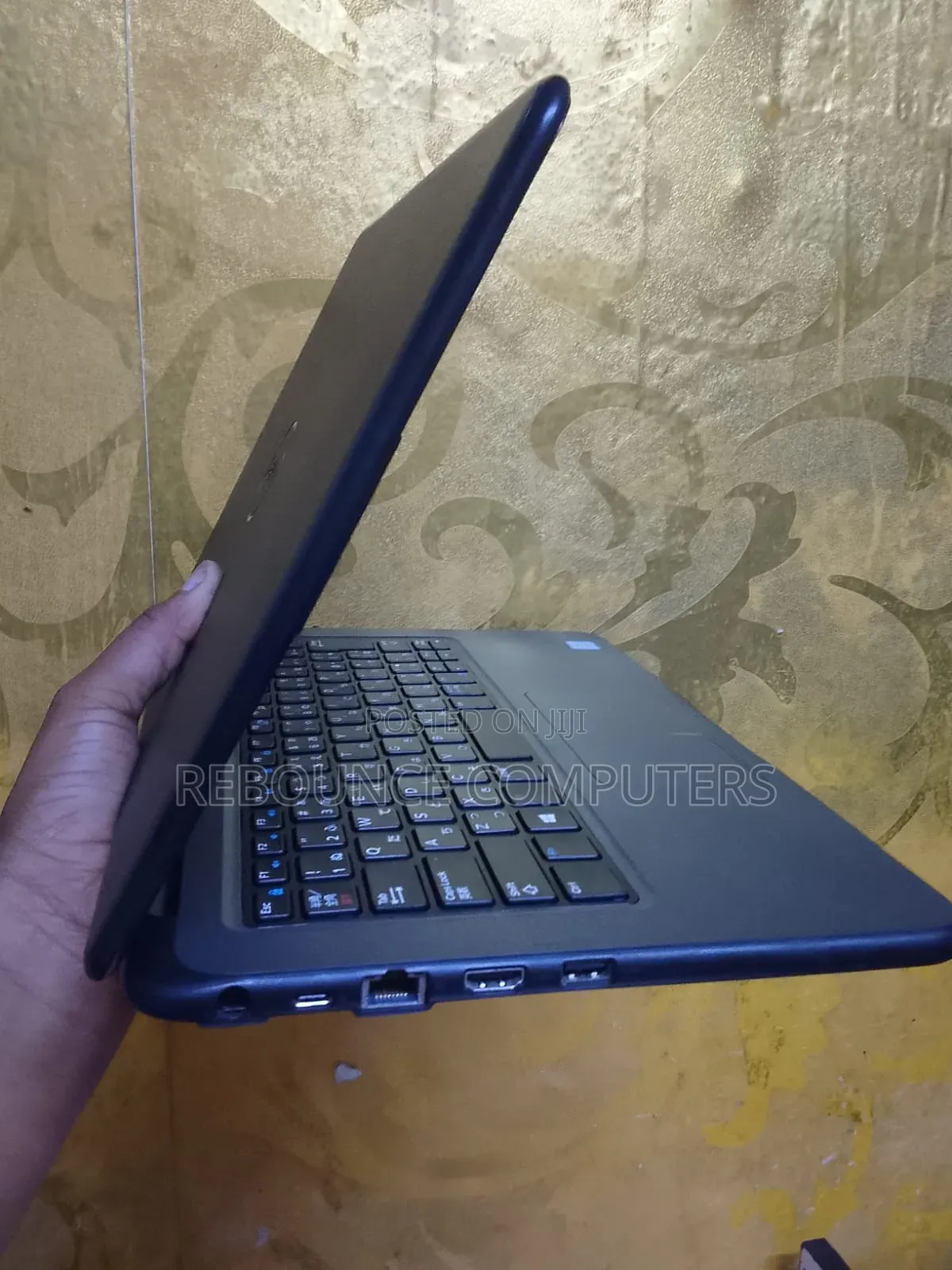 Laptop Dell Latitude 3300 8GB Intel Core i5 HDD 256GB